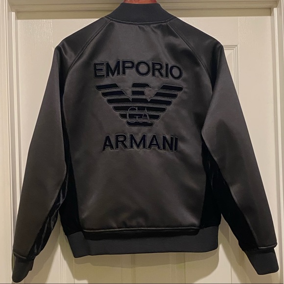 VIP【関税送料無料】希少 EMPORIO ARMANI BOMBER JACKET s_wp_63f2b49b52eee1ca664a8a1f.webp